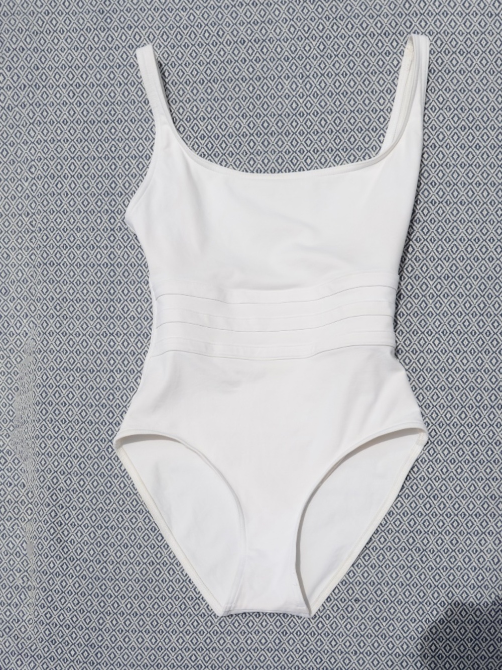 ERES Les Permanents Asia paneled swimsuit White Scoop Neck One-Piece - Picture 2 of 11